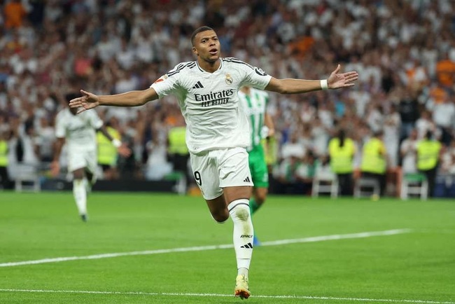 Mbappe 'mở tài khoản', Real Madrid tìm lại niềm vui chiến thắng trước Betis - Ảnh 2.