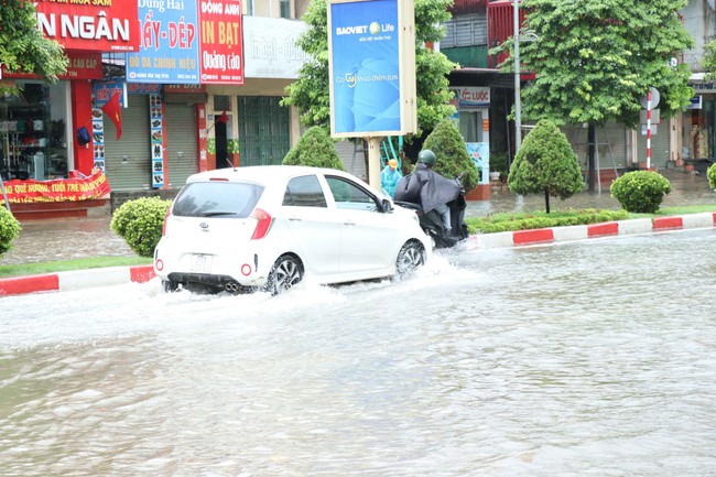 Thời tiết ngày 9/9: Bắc Bộ và Thanh Hóa mưa to, có nơi mưa rất to và dông - Ảnh 1.